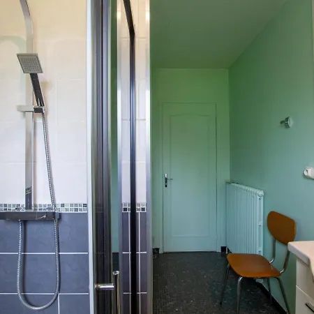 Casa de Férias à Avec Jardin - Fr-1-616-97