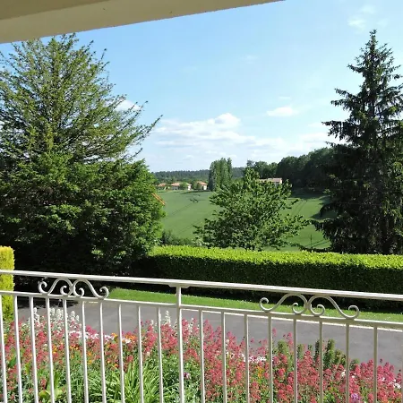 Holiday home Maison Independante Avec Grand Jardin, Cheminee, Wifi Et Equipements De Loisirs A - Fr-1-616-97 *