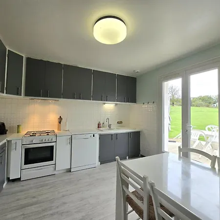 Holiday home Maison Independante Avec Grand Jardin, Cheminee, Wifi Et Equipements De Loisirs A - Fr-1-616-97 *