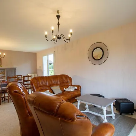 Holiday home Maison Independante Avec Grand Jardin, Cheminee, Wifi Et Equipements De Loisirs A - Fr-1-616-97 *