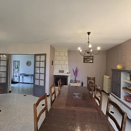 Maison Independante Avec Grand Jardin, Cheminee, Wifi Et Equipements De Loisirs A - Fr-1-616-97 Holiday home Agonac